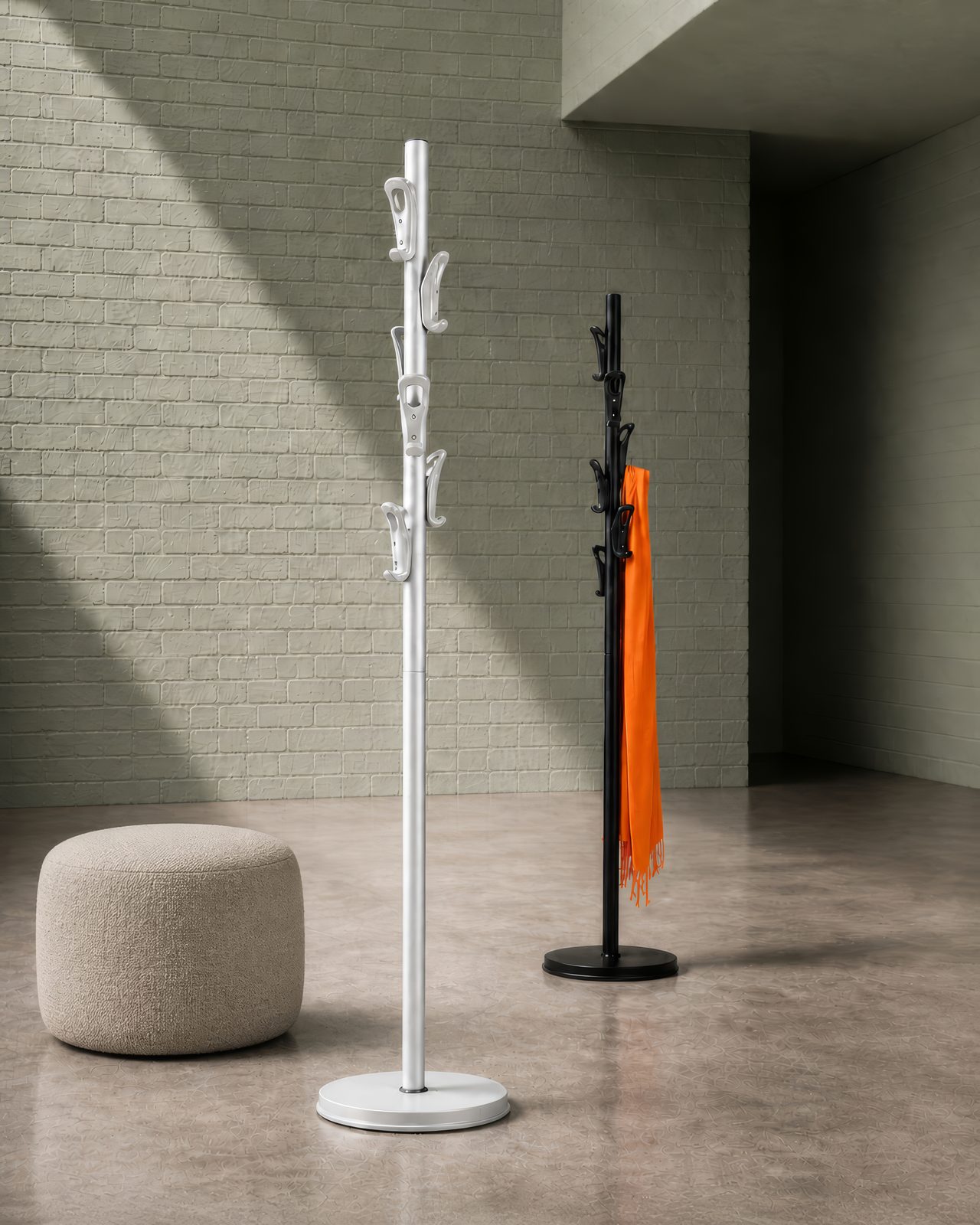 Coat Stand — Sisplamo